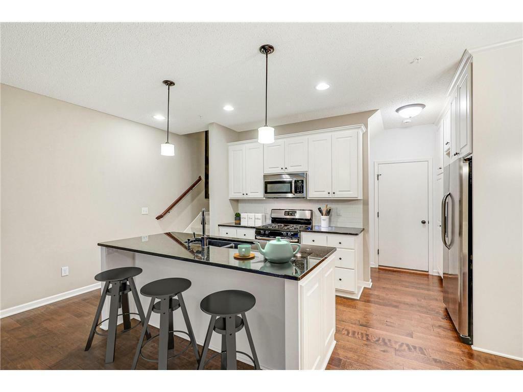 Property Photo: 7702 Madelyn Creek Drive MN 55386