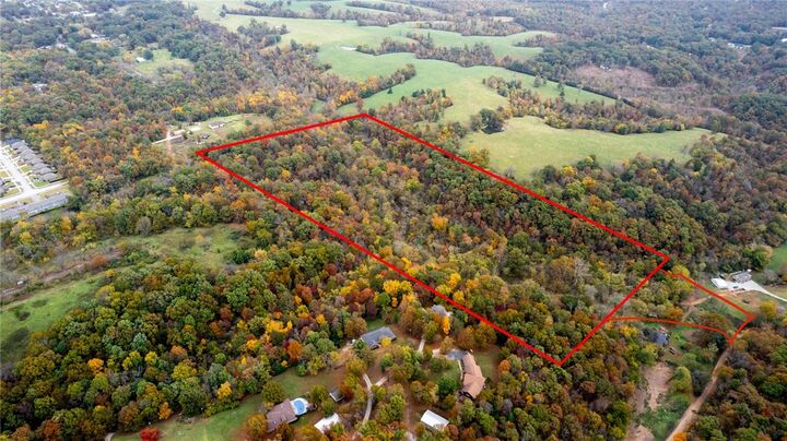 Property Photo:  12782 Stoney Point Road  AR 72758 