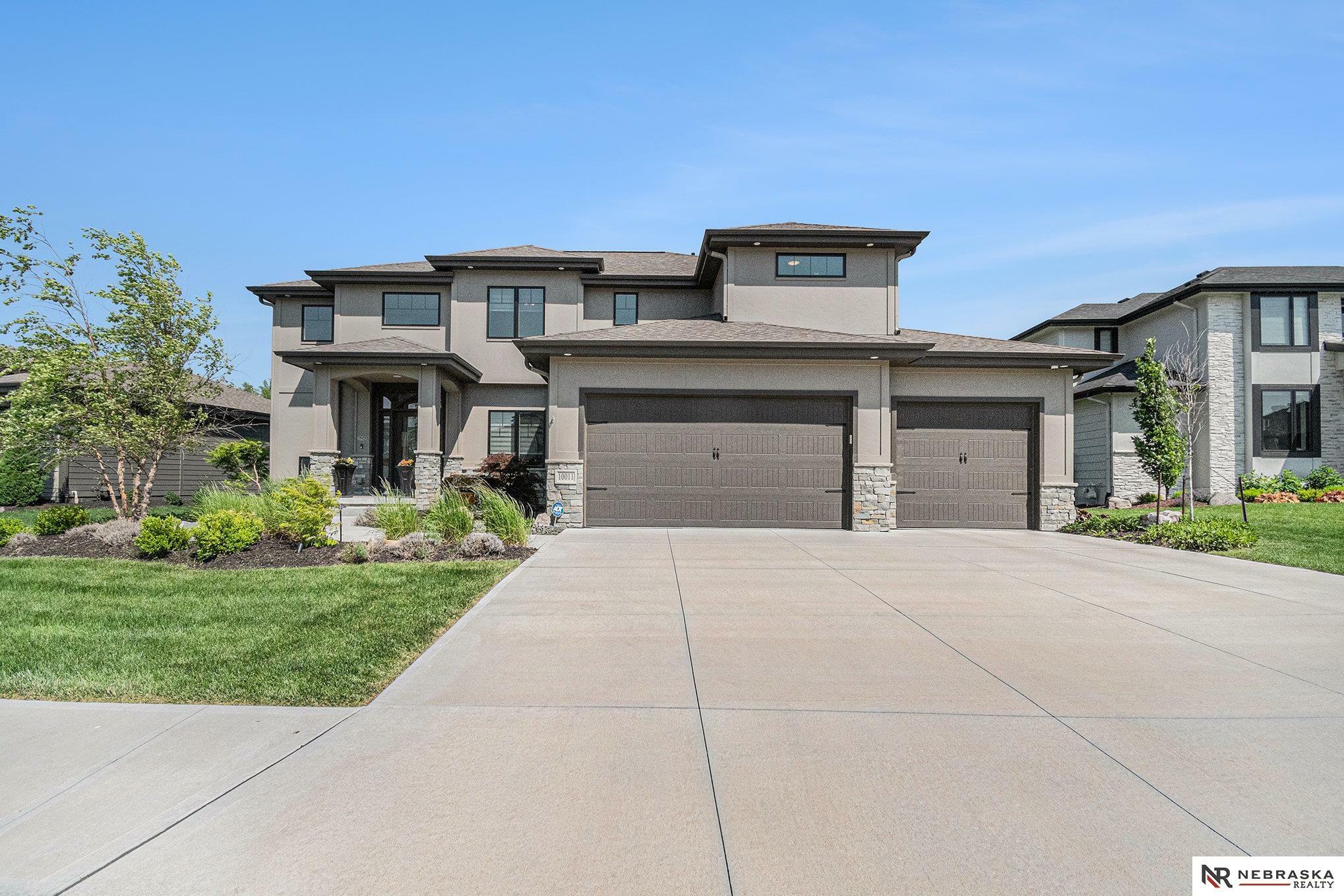 Property Photo: 10011 S 184th Street NE 68136