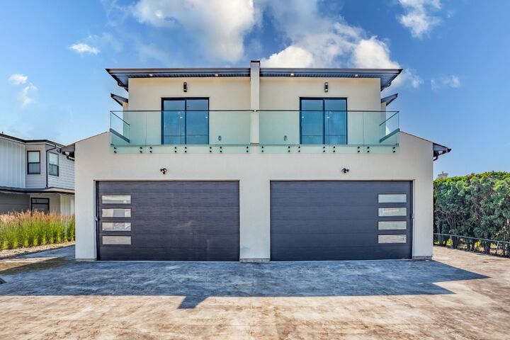 Property Photo: 1946 Hemmerling Court BC V1V 1X1