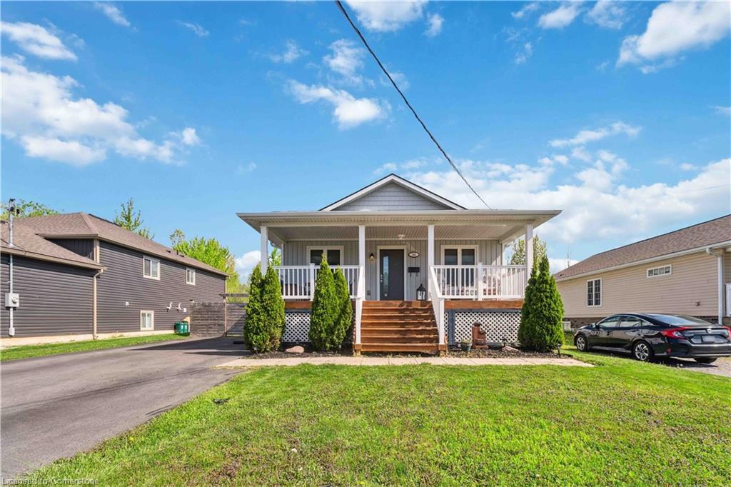 Property Photo: 246 Martin Street ON L3C 7L5