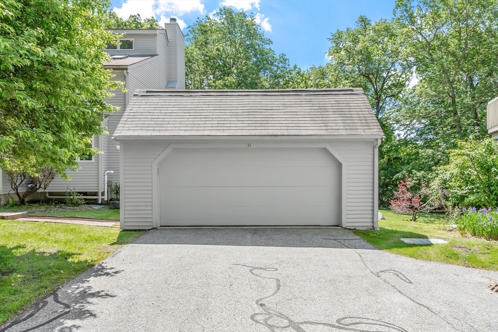 Property Photo:  31 Monadnock Drive 31  MA 01886 