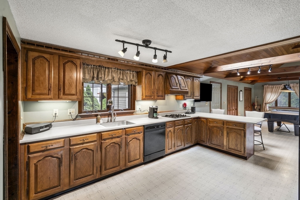 Property Photo: 380 River Road MA 01876