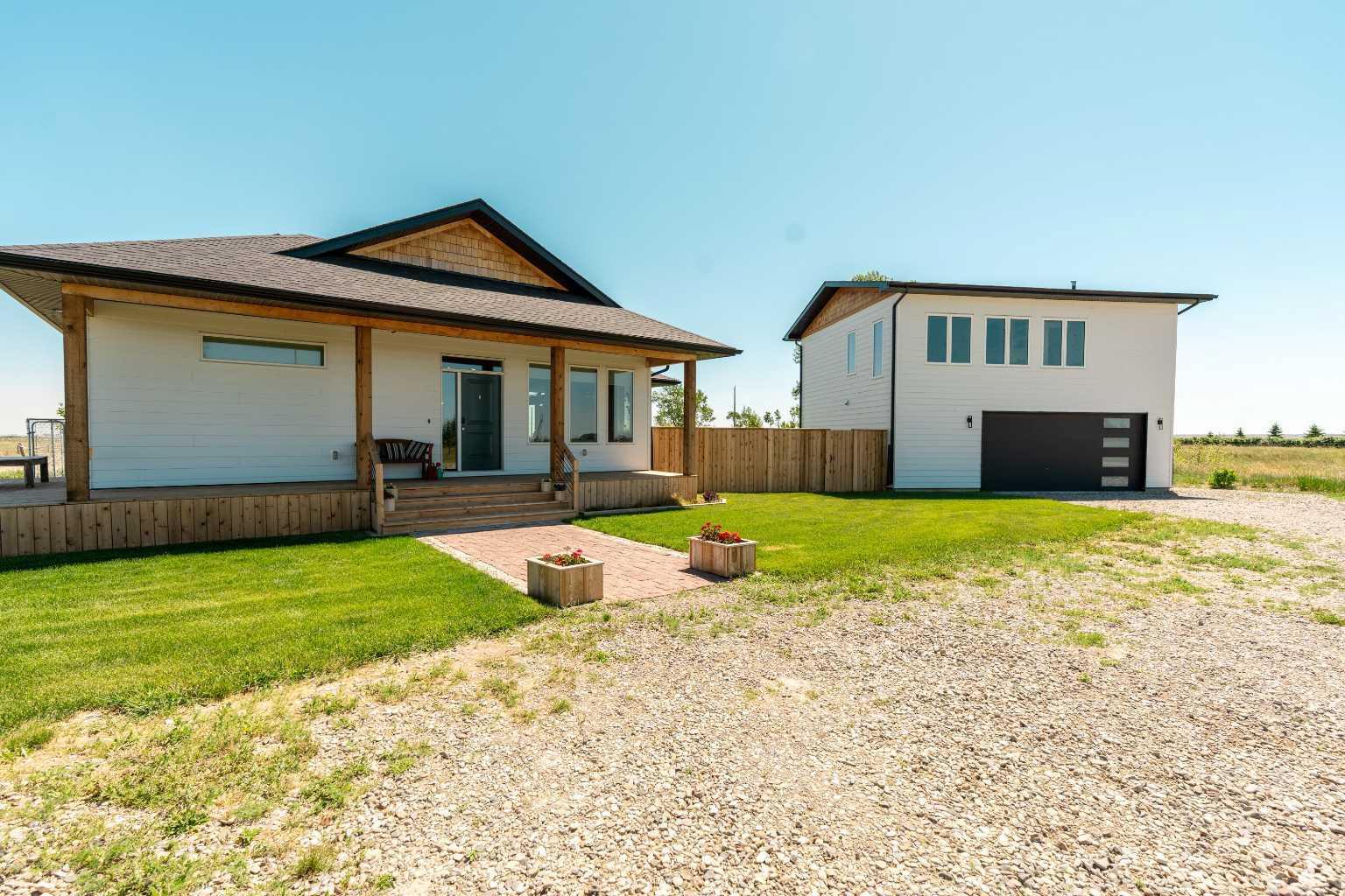 Property Photo: 75 Deer Path Meadow AB T0L 0Z0