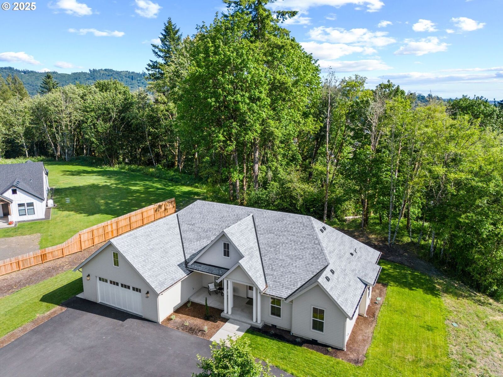 Property Photo: 605 Gun Club Rd WA 98674