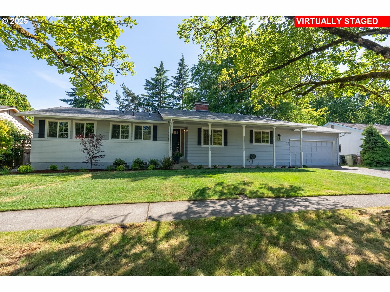 Property Photo: 3735 NW Columbia Ave OR 97229