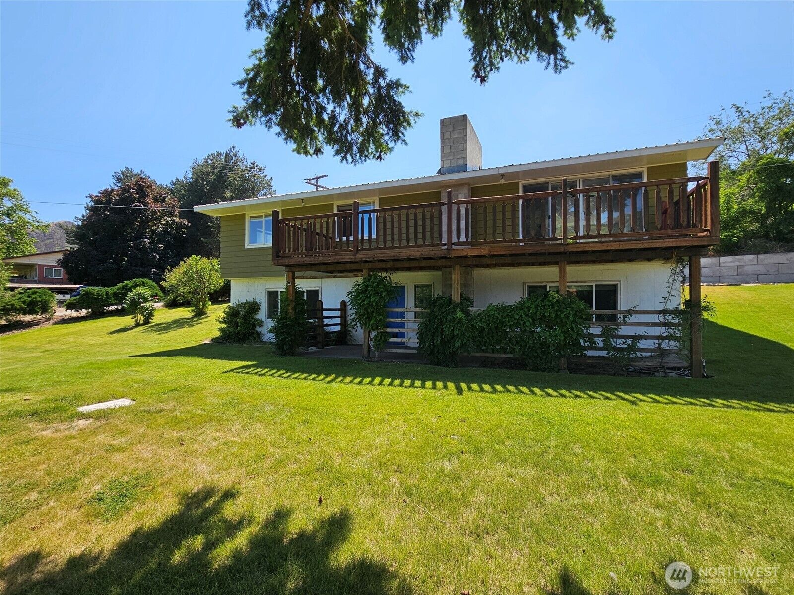 Property Photo:  33601  Highway 97  WA 98844 