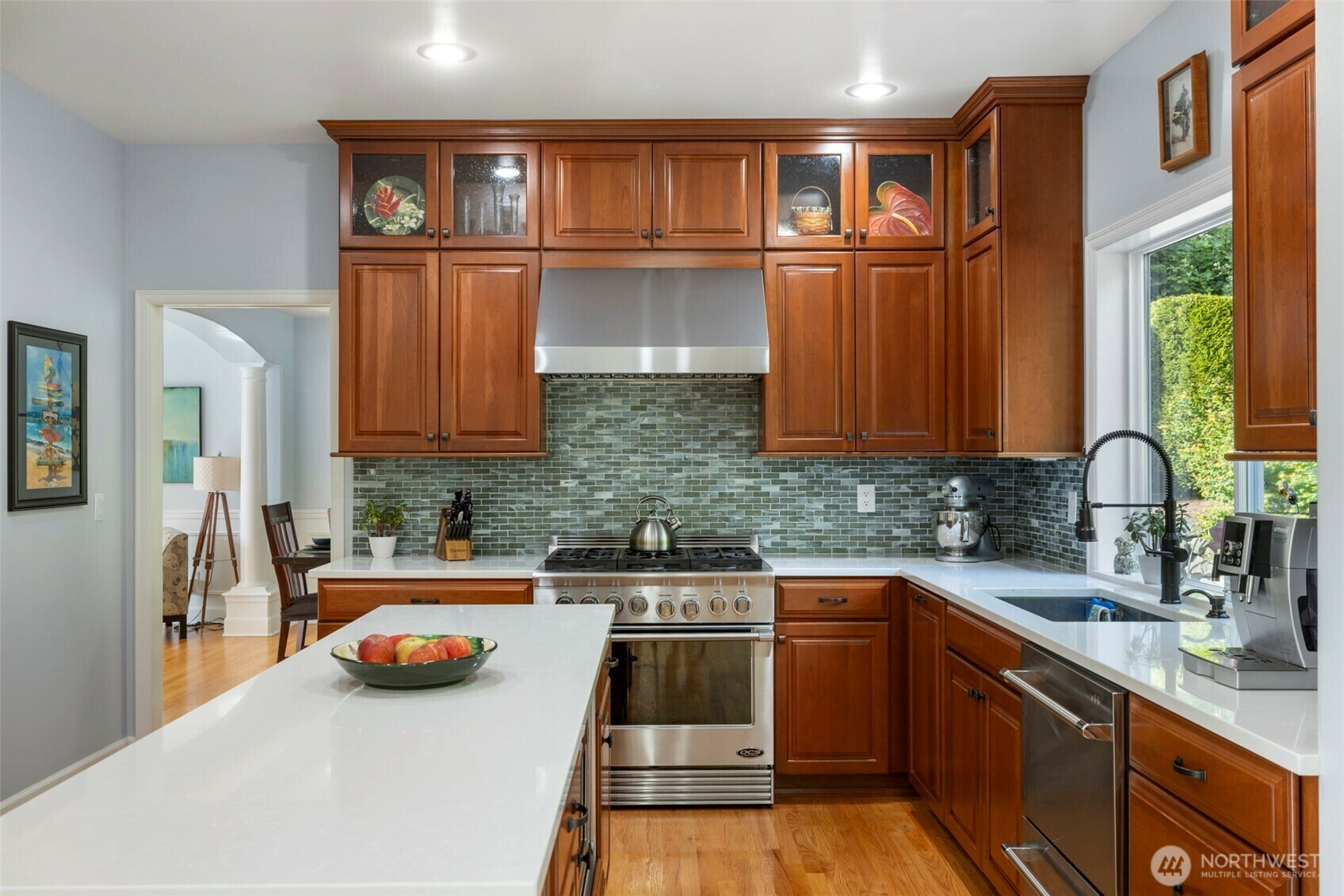 Property Photo: 6817 Picnic Point Road WA 98026