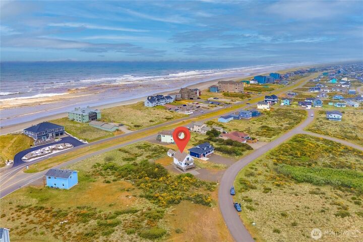 Property Photo:  1421  Ocean Crest Avenue SW  WA 98569 