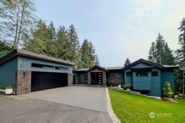 Property Photo:  501  Vesper Way  WA 98282 