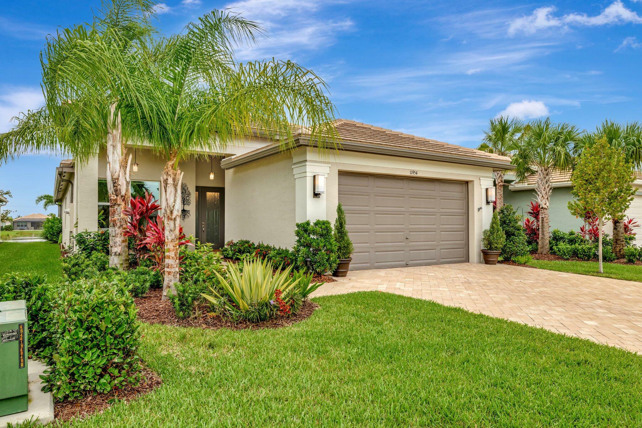Property Photo: 11954 SW Seaway Street FL 34987