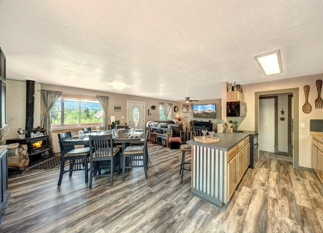 Property Photo: 420 County Rd 130 CO 80459
