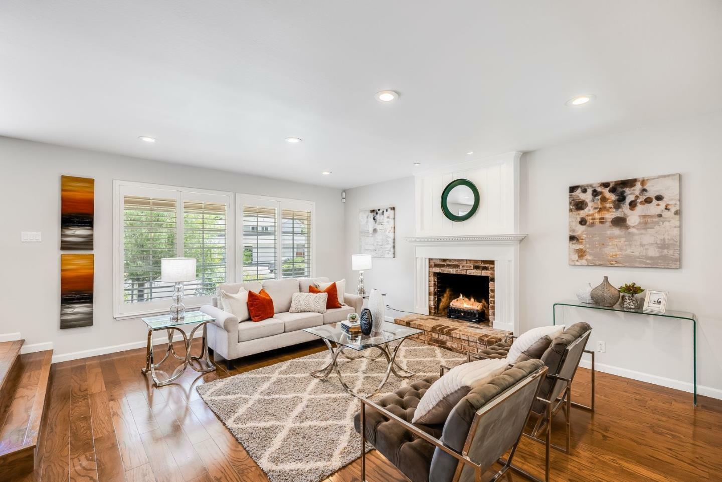 Property Photo: 1347 Vintner Way CA 94566
