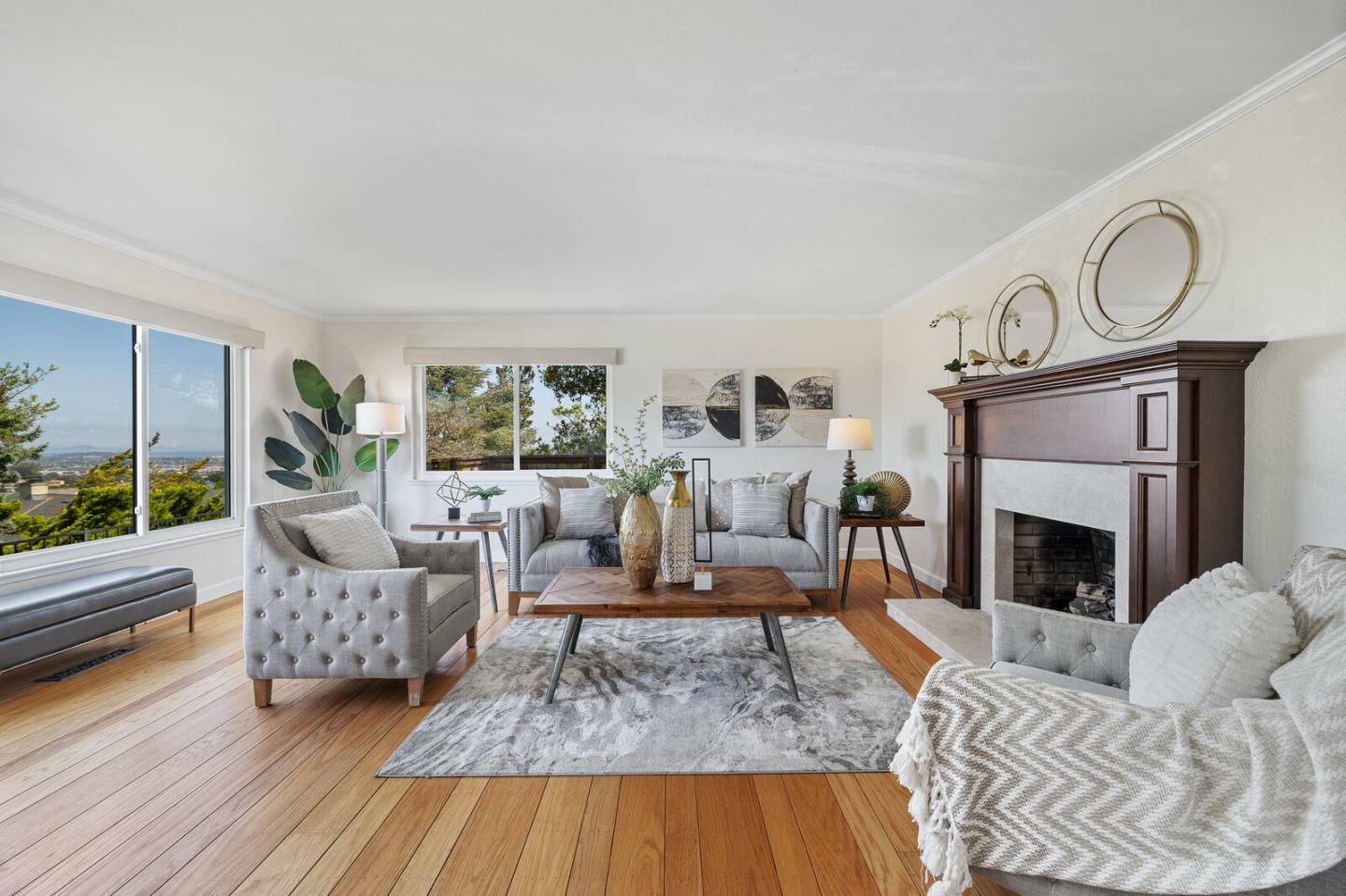 Property Photo: 224 Lyndhurst Avenue CA 94002