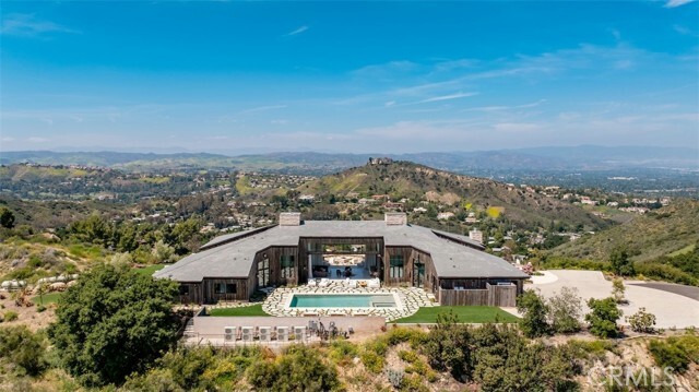 Property Photo: 3121 Old Topanga Canyon Road CA 90290