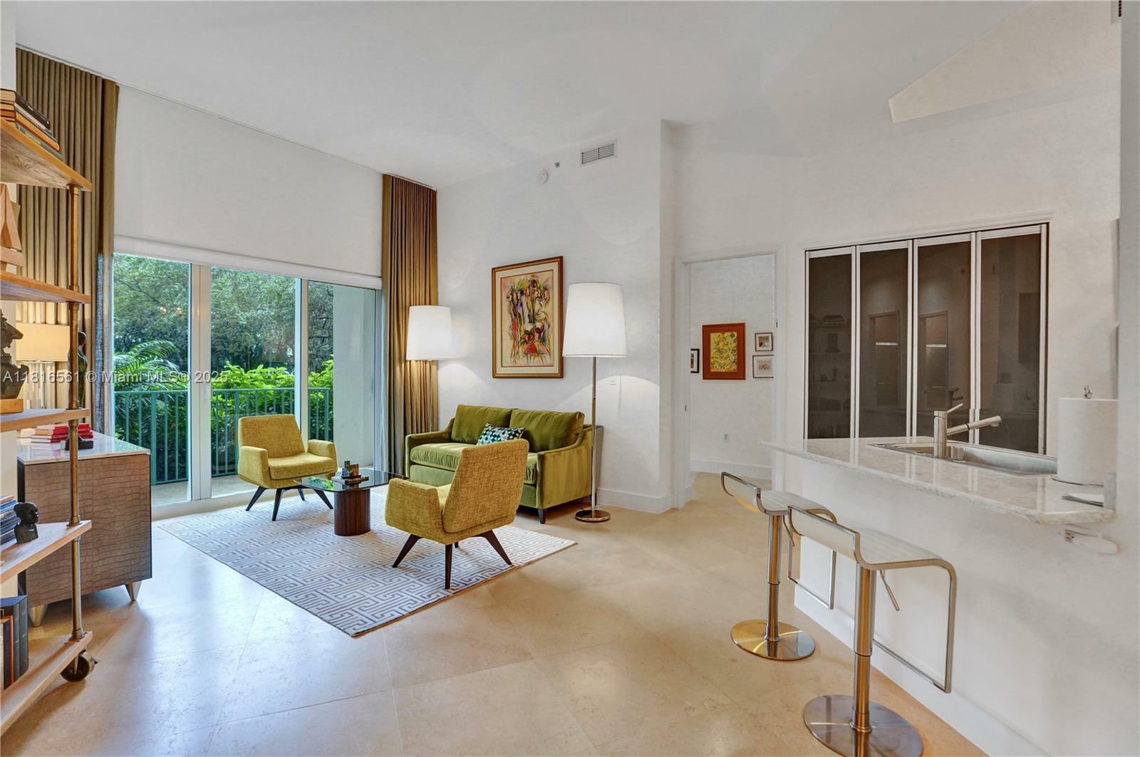 Property Photo:  20000 E Country Club Dr 112  FL 33180 
