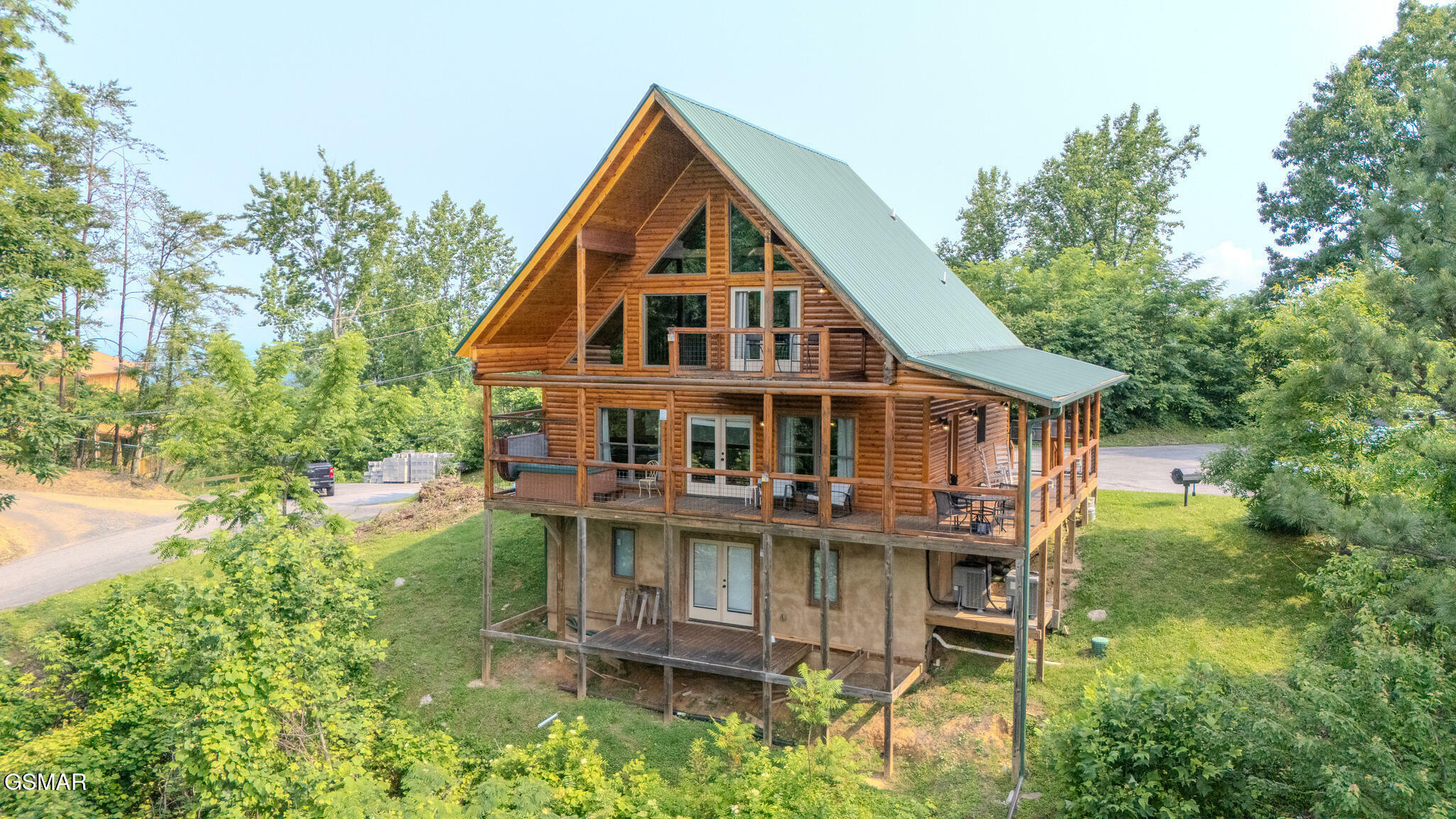 Property Photo: 810 Kings Way TN 37738