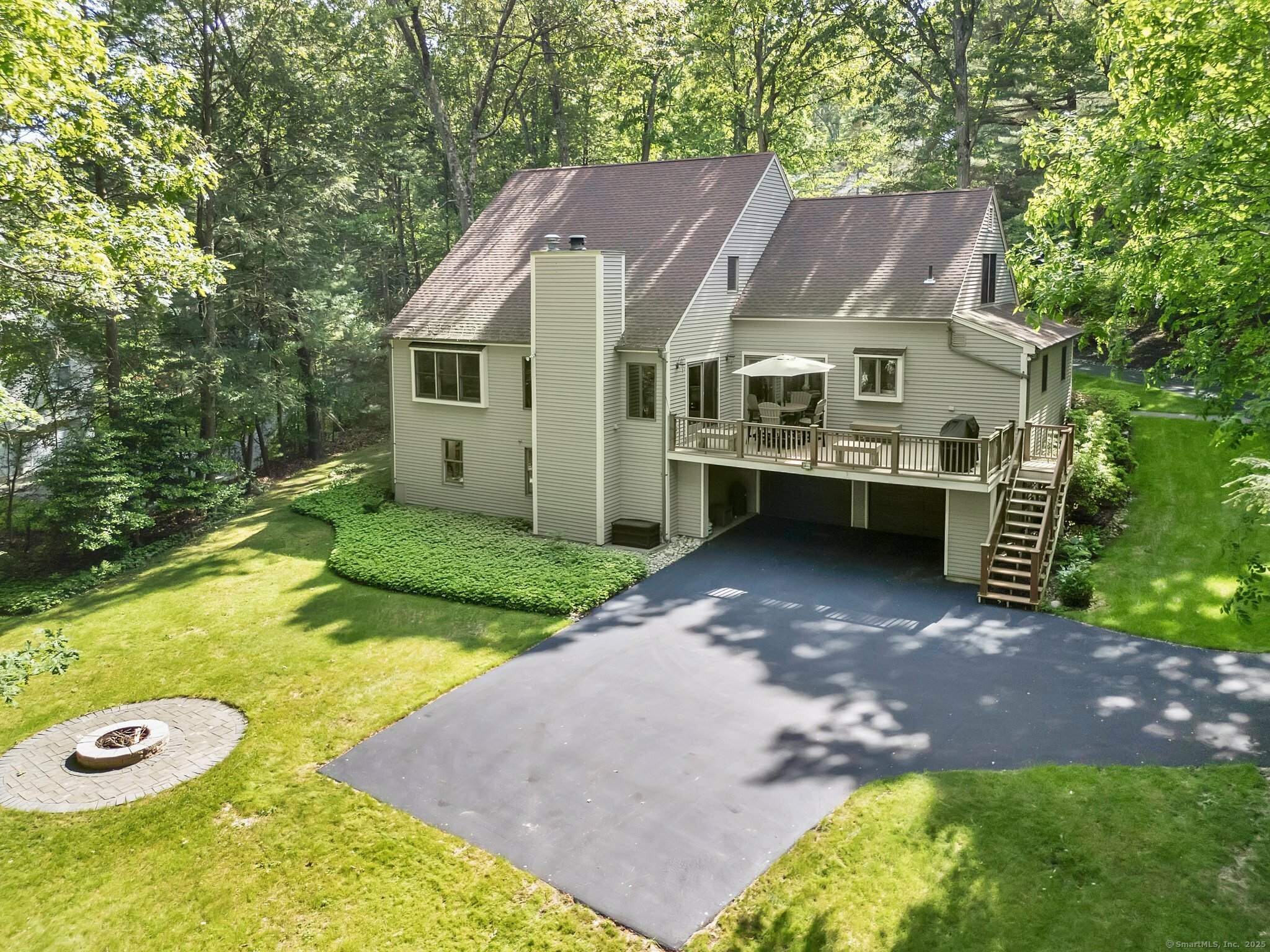 Property Photo: 54 High Gate Drive CT 06001