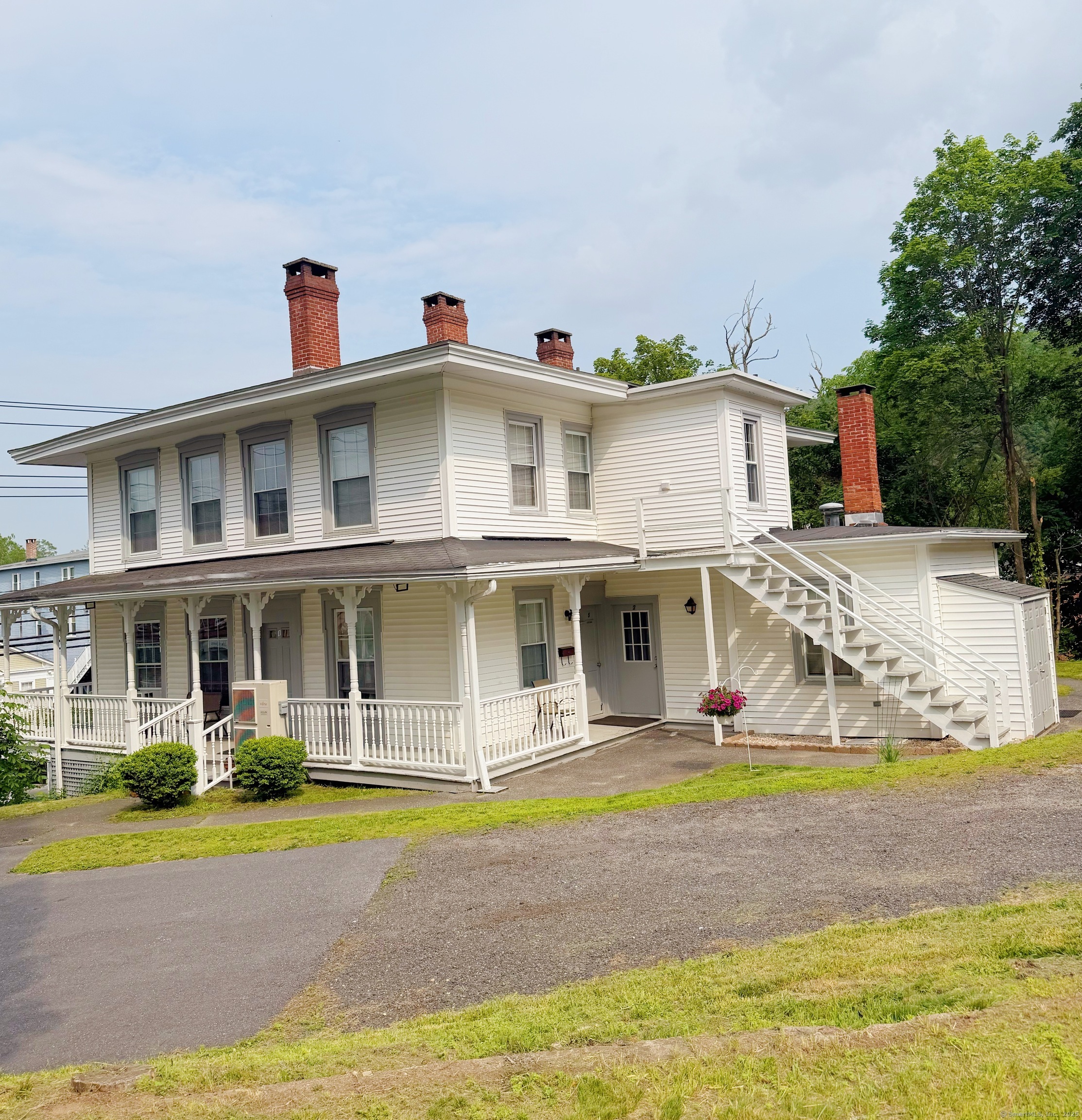 Property Photo:  519 Main Street  CT 06057 