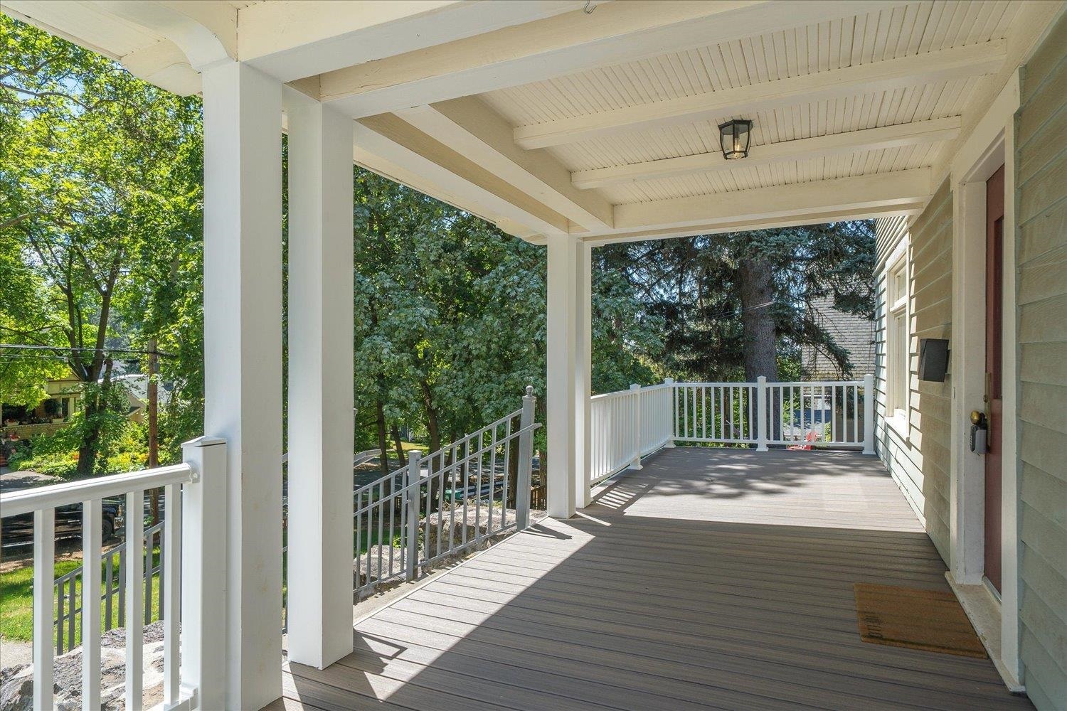 Property Photo:  714 W 14th Ave  WA 99204 
