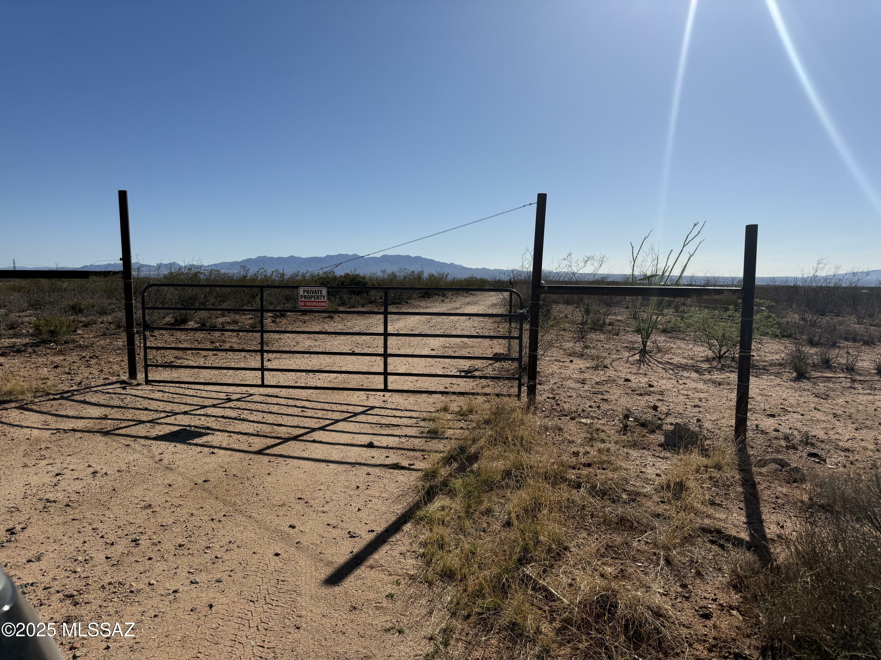 Property Photo:  1268 E Cougar Trail 123  AZ 85630 