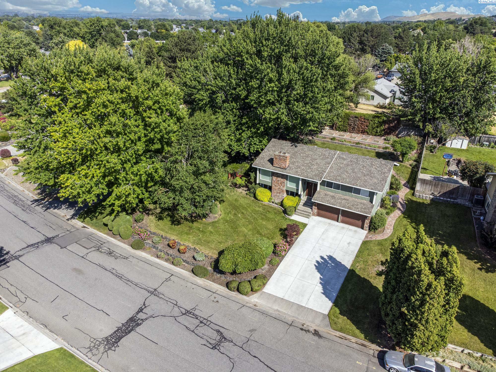 Property Photo:  3903 S Anderson St  WA 99337 