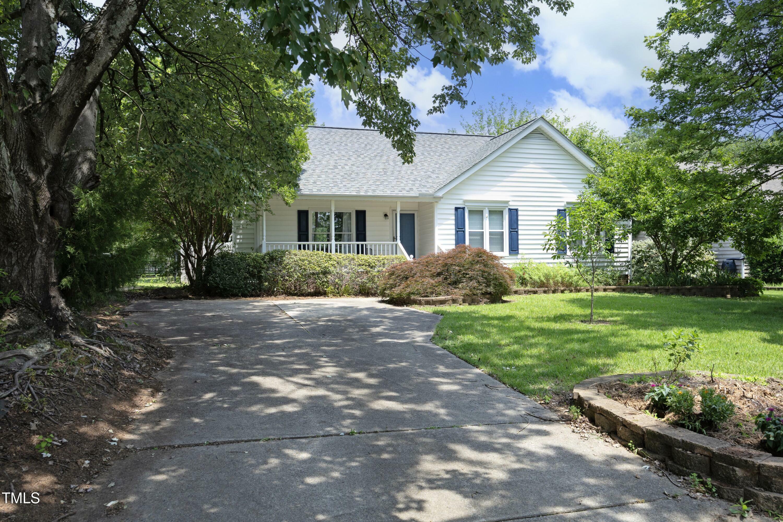Property Photo: 109 Perry Farms Drive NC 27502