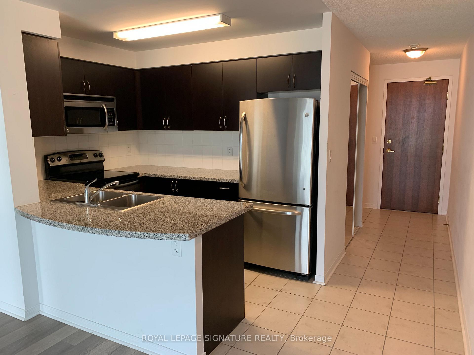 Property Photo: 4900 Glen Erin Drive 1511 ON L5M 7S2