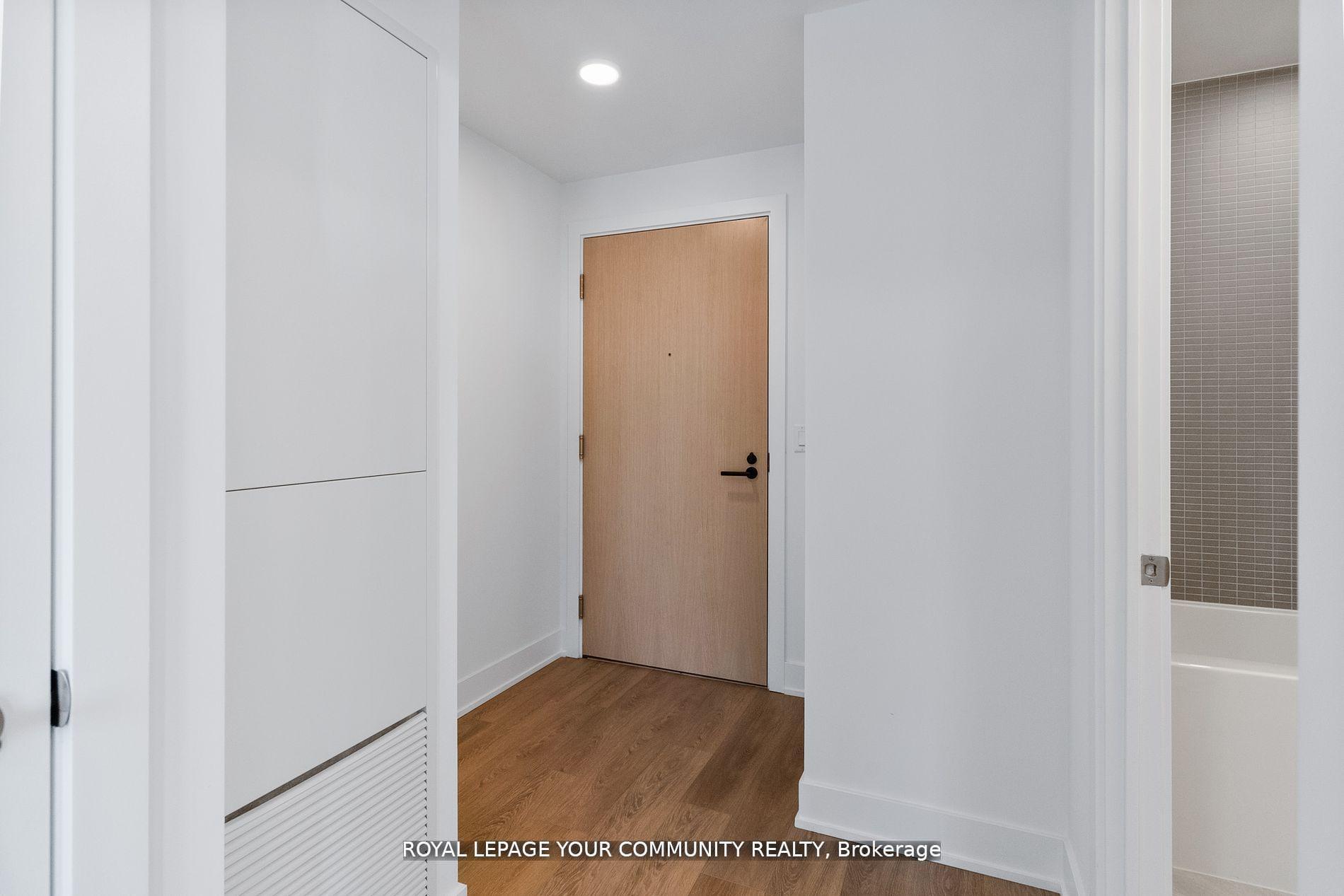 Property Photo: 200 Redpath Avenue 1707 ON M4P 0E6
