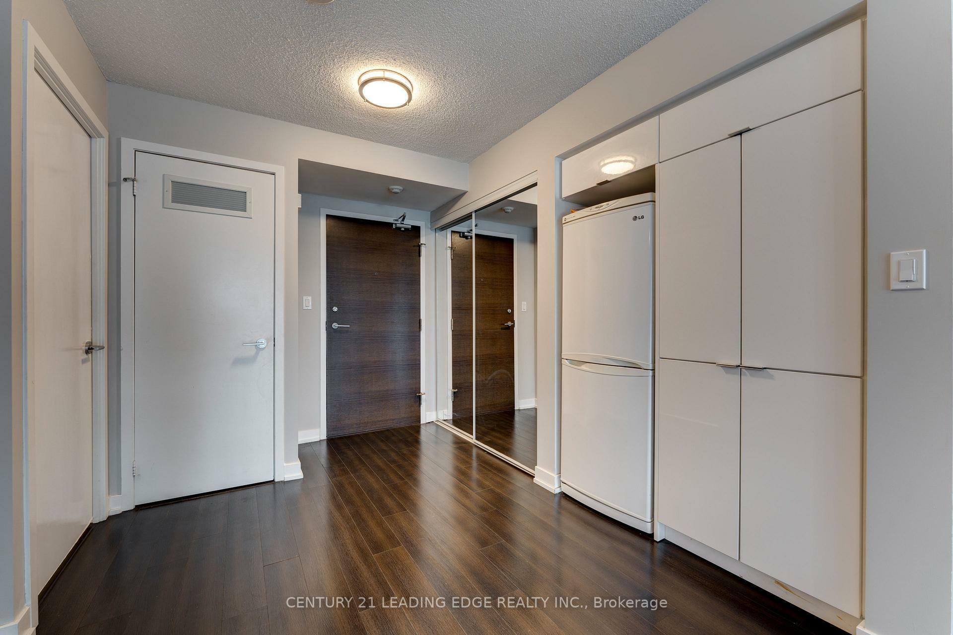 Property Photo:  151 Dan Leckie Way 849  ON M5V 4B2 
