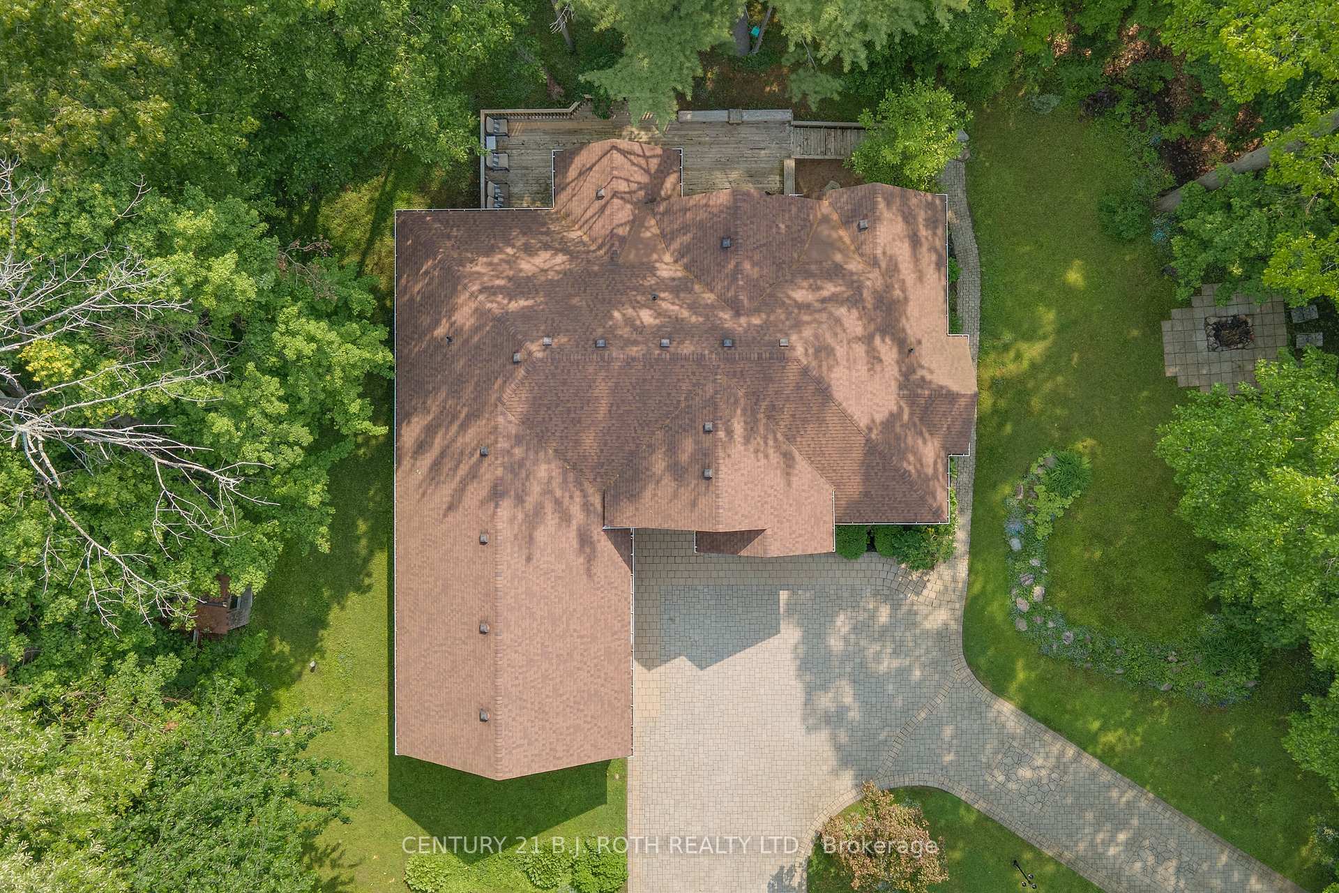 Property Photo: 3925 Algoma Avenue ON L9S 2M4