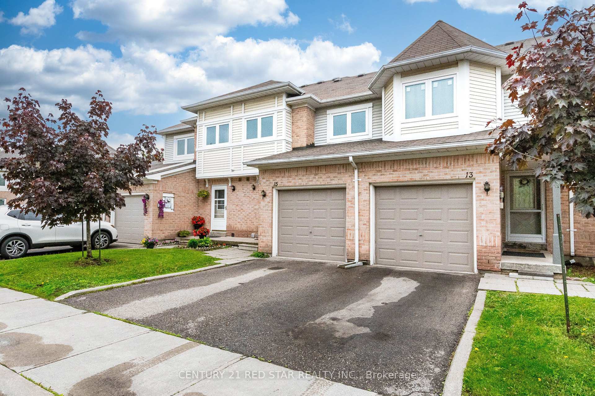 13 Wickstead Court  Brampton ON L6R 1N8 photo