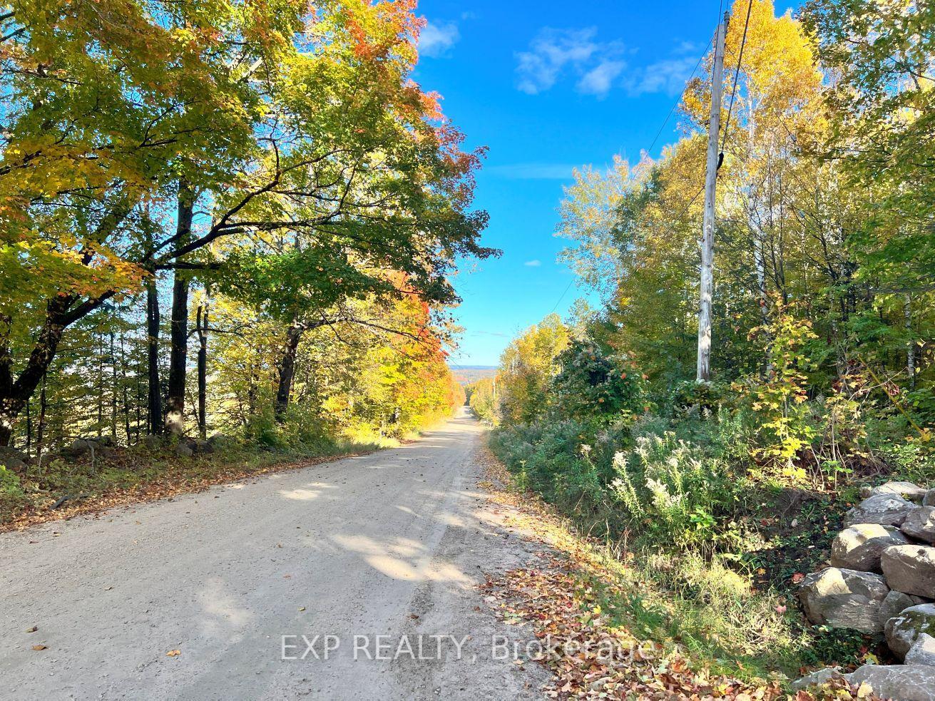 Property Photo: 3191 Mountainview Road ON K0J 2A0