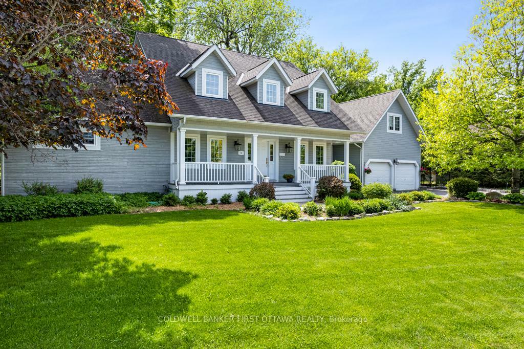 Photo de la propriété: 10 Perkins Boulevard ON K7H 3L6