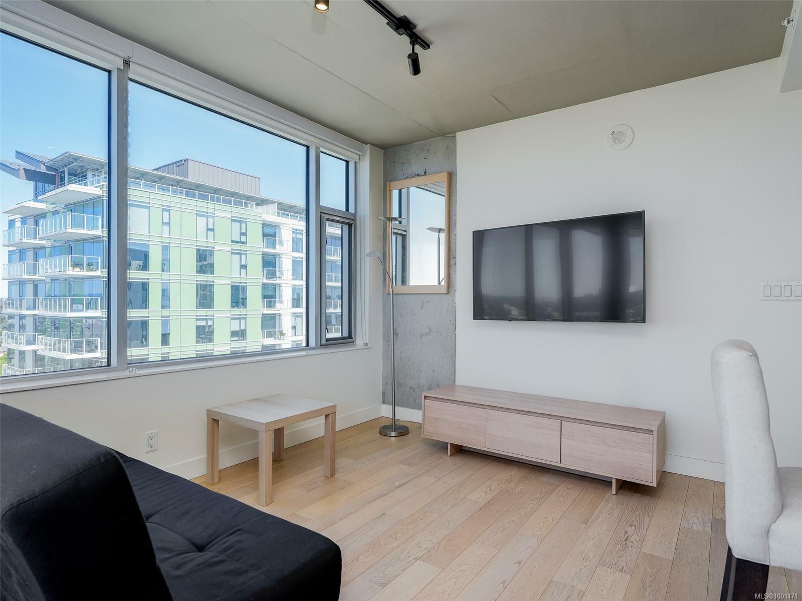 Property Photo: 989 Johnson St 1404 BC V8V 0E3