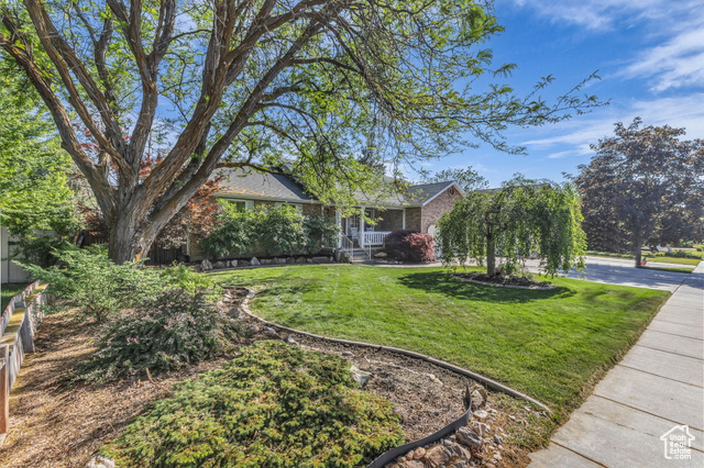 Property Photo: 2268 E 10140 S UT 84092