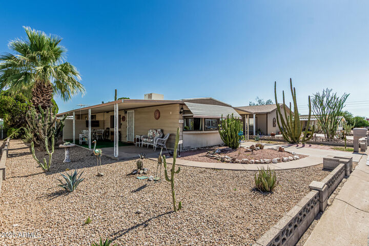 Property Photo:  3239 E Kings Avenue  AZ 85032 