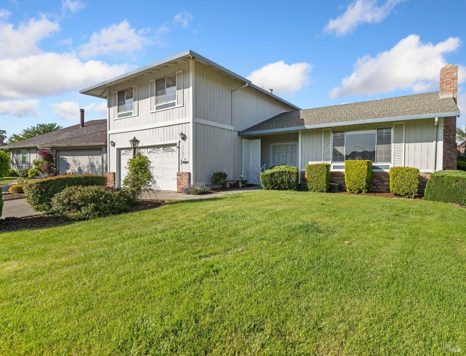 Property Photo: 1721 Sarkesian Drive CA 94954
