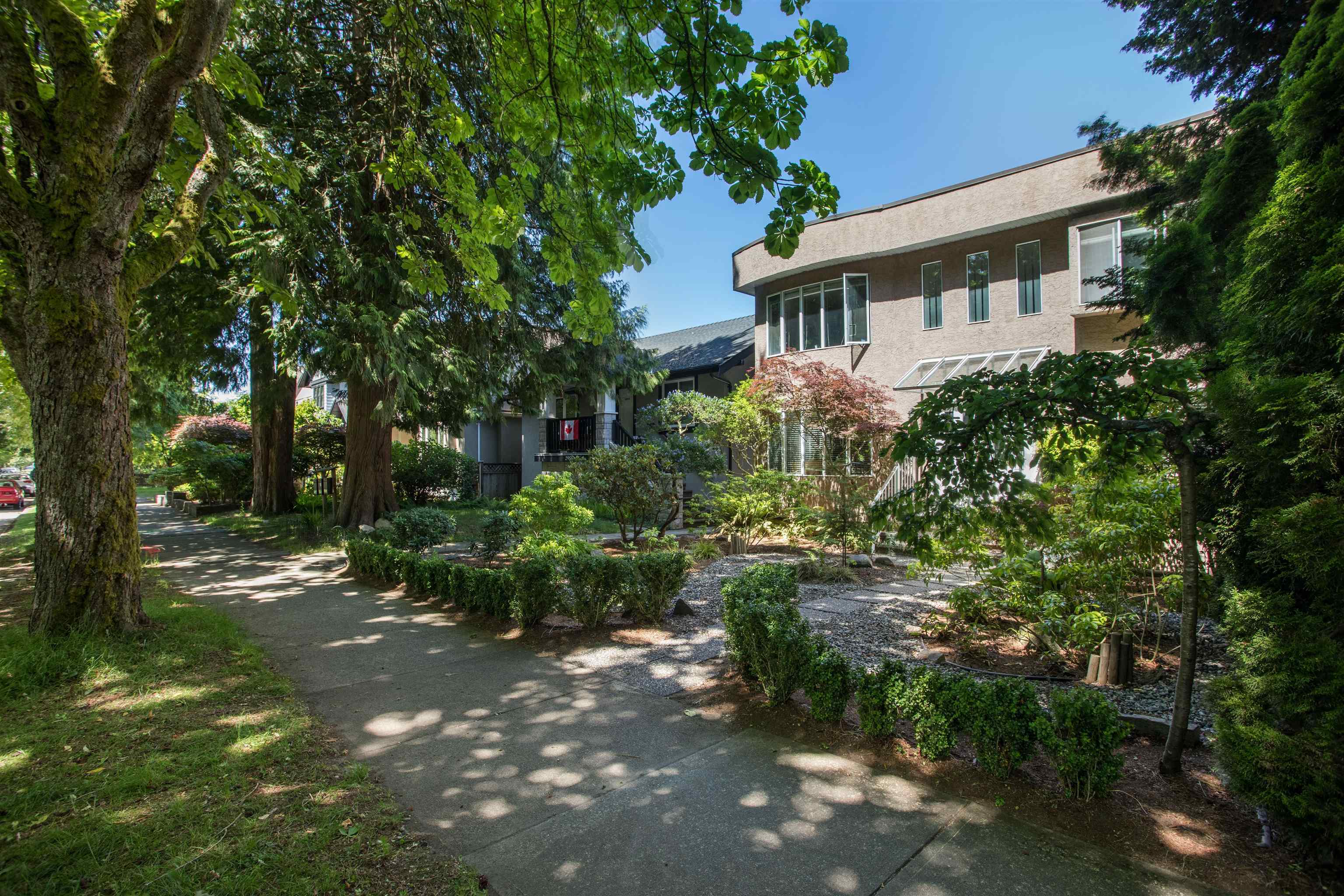 Property Photo: 2945 W 12th Avenue BC V6K 2R2