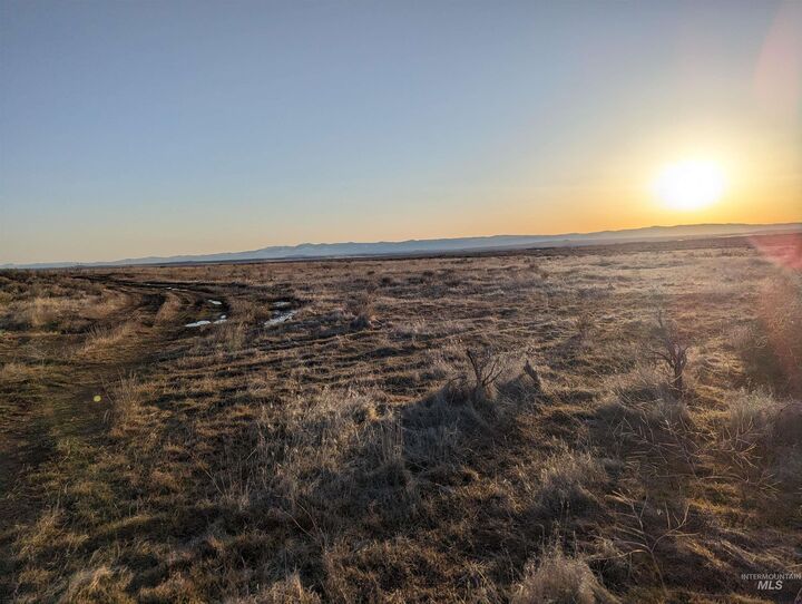 Property Photo:  705 Kuna Mora  ID 83634 