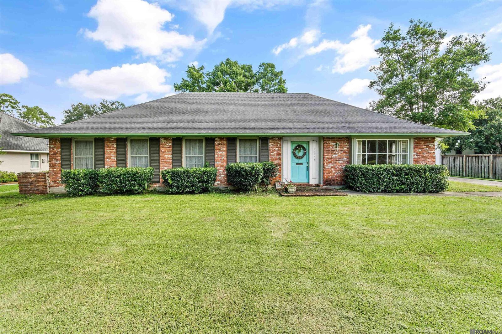 Property Photo: 5057 Whitehaven LA 70808