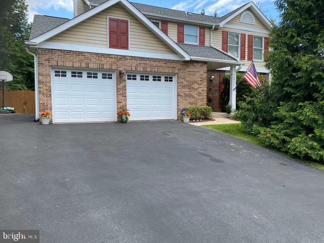 Property Photo: 20337 Sandsfield Terrace MD 20876