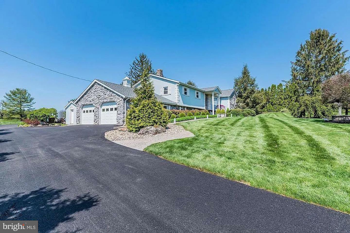 Property Photo: 270 Brough Road PA 17301