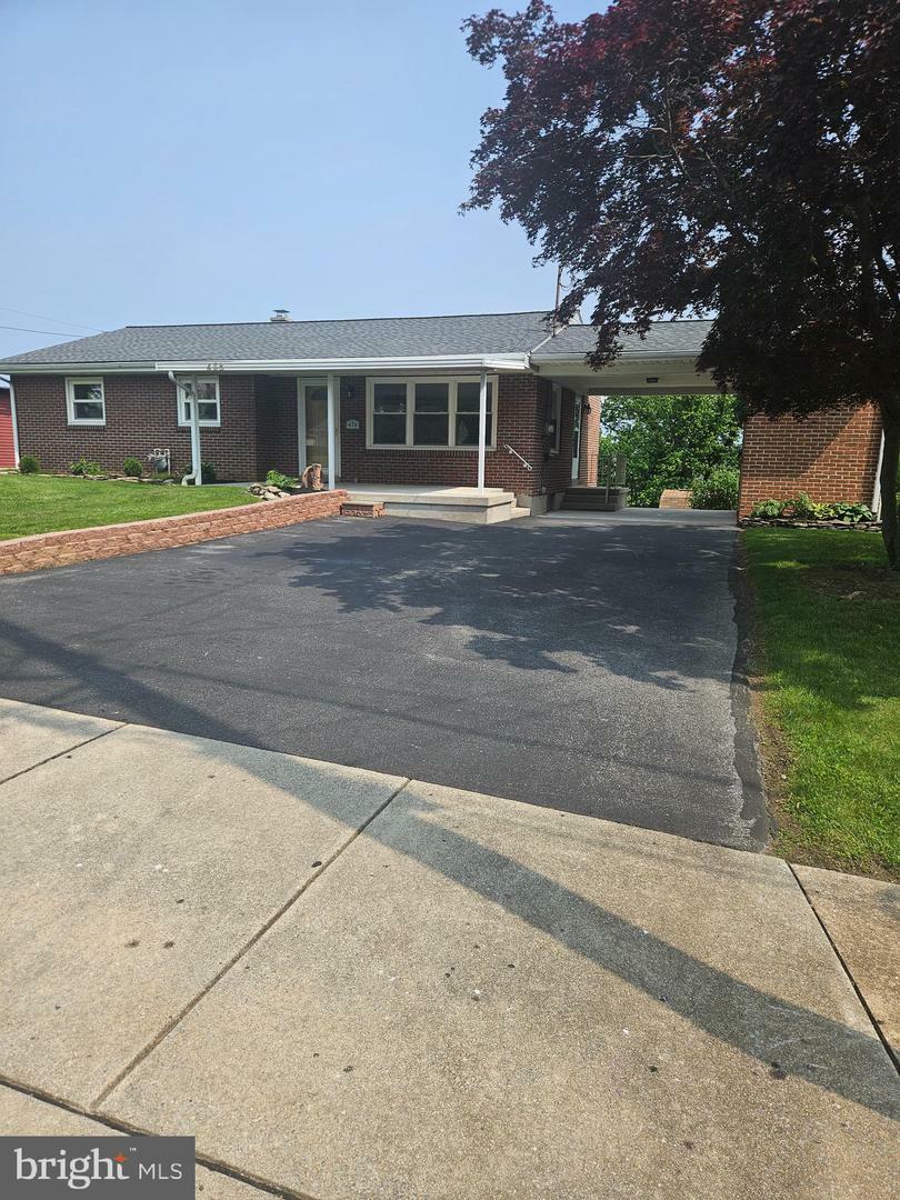 438 Maple Street  Columbia PA 17512 photo