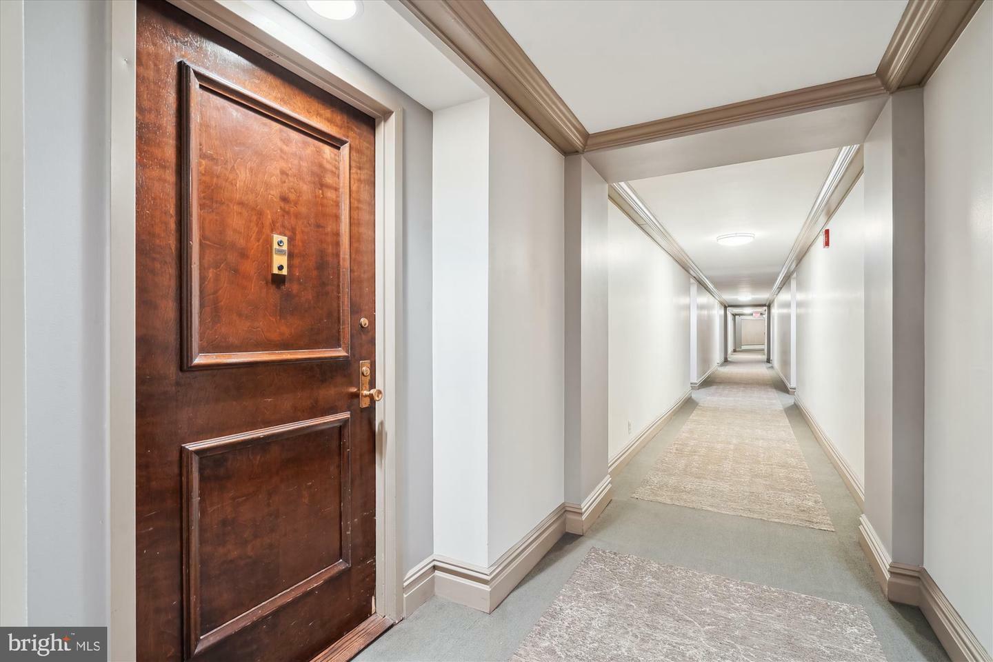 Property Photo: 5225 Pooks Hill Road 609S MD 20814