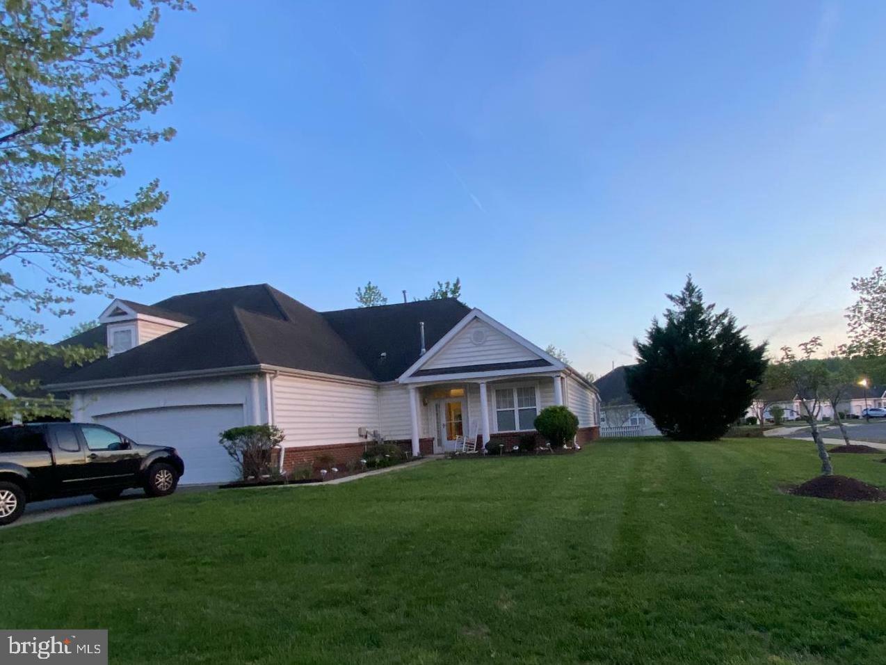 Property Photo: 300 Dunnville Place MD 20774