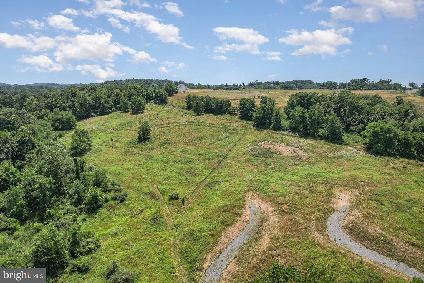 281 N Lewisberry Road  Mechanicsburg PA 17055 photo