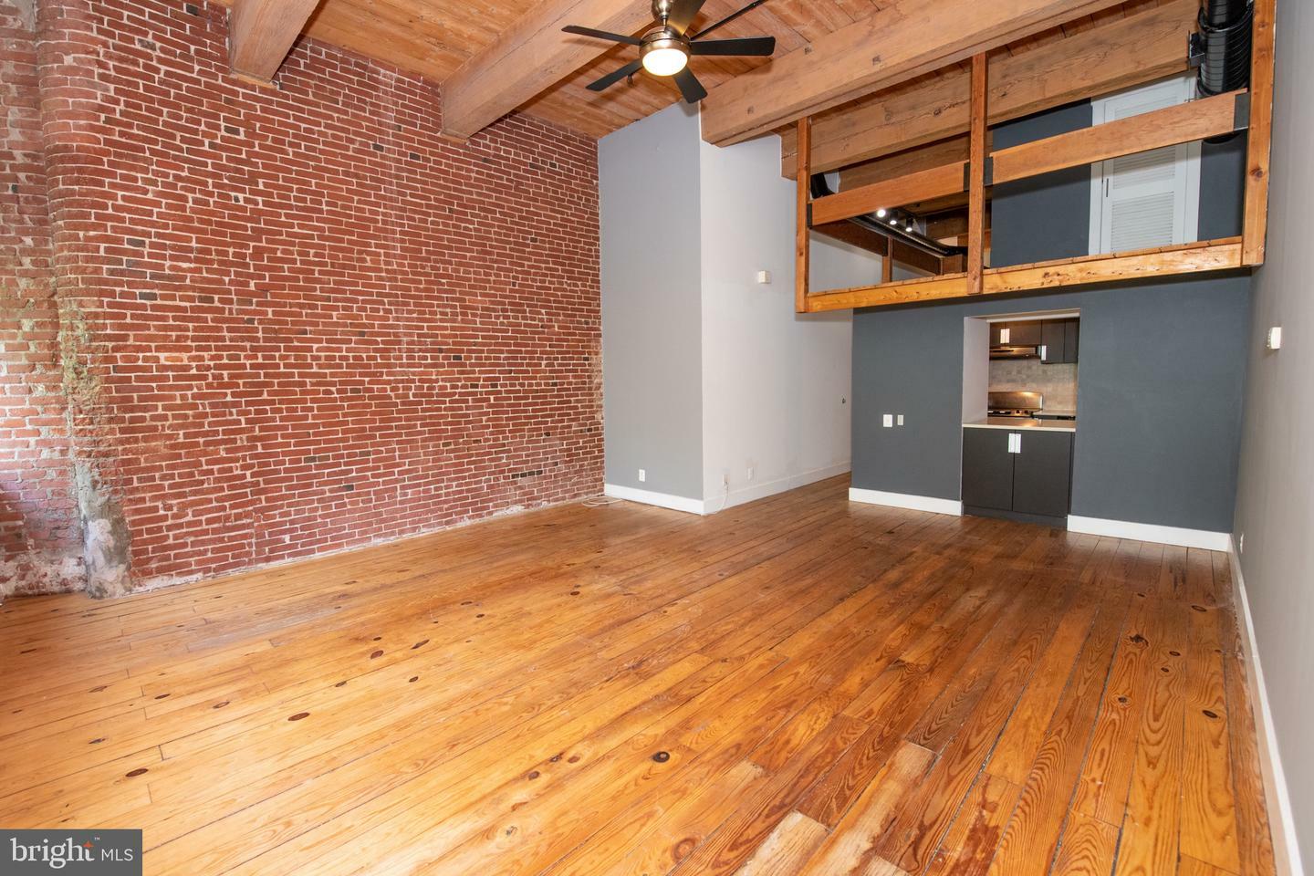 Property Photo: 309 Arch Street 13 301 PA 19106