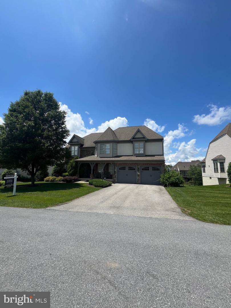 Property Photo: 249 Lewis Washington Drive WV 25414