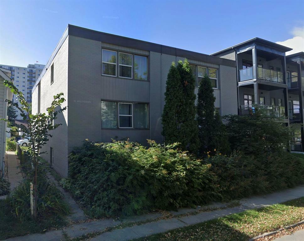 Property Photo: 228 Bertrand Street MB R2H 0N6